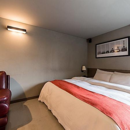 Tara Hotel Seoul Exterior foto