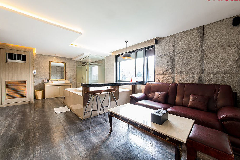 Tara Hotel Seoul Exterior foto