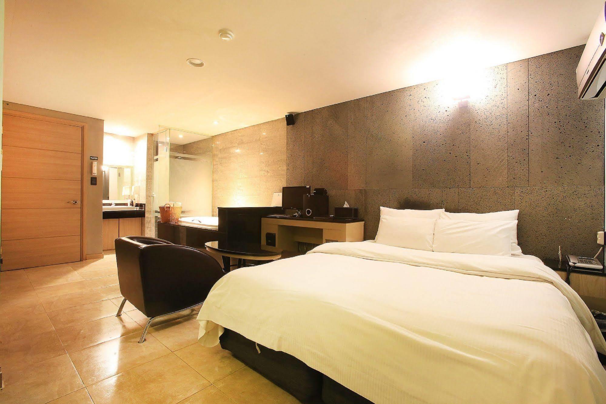 Tara Hotel Seoul Exterior foto