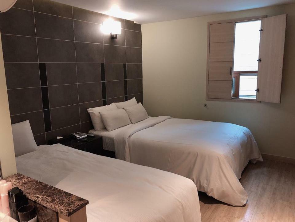 Tara Hotel Seoul Exterior foto